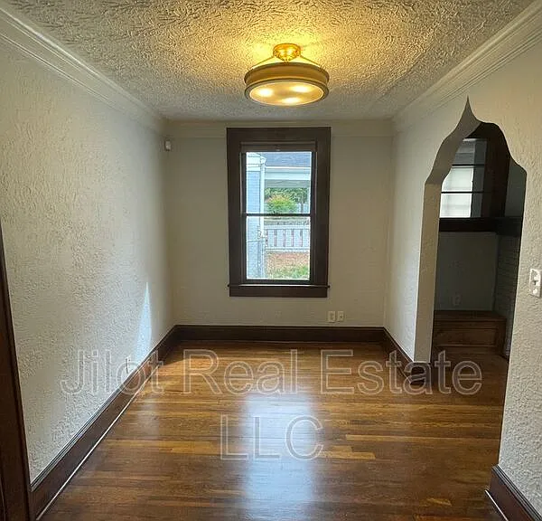 1845 Lakewood Ter SE — Photo 5