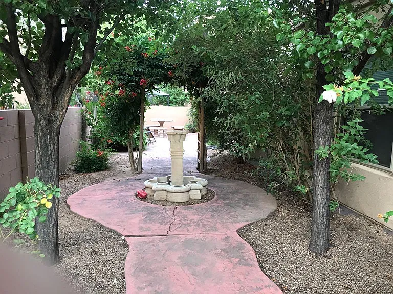 5215 Old Adobe Trl NW — Photo 16