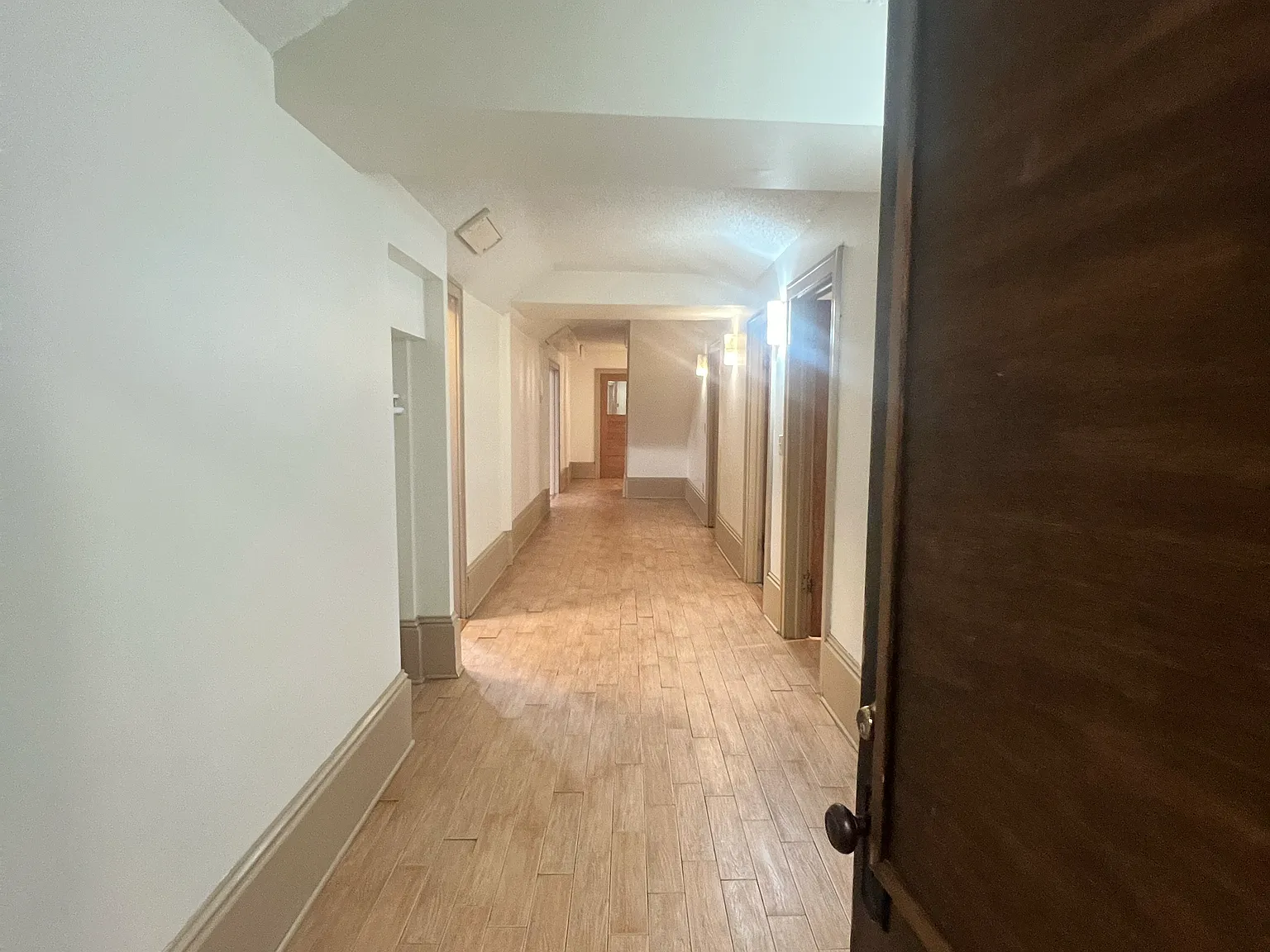 4 bed, 1555 sqft, $2,295 — Photo 1
