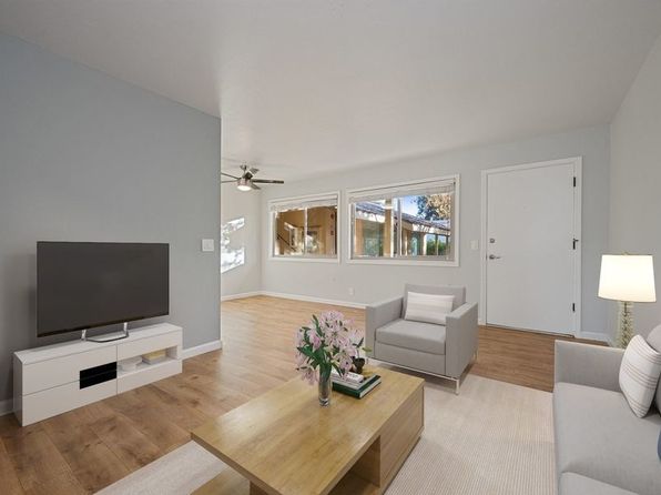 284 Tyrella Ave APT 8