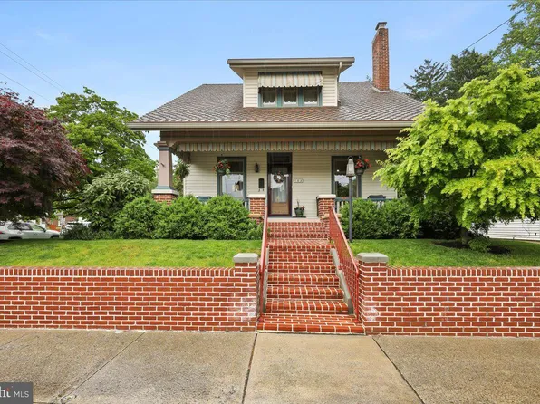 103 S Hazel St, Manheim, PA 17545