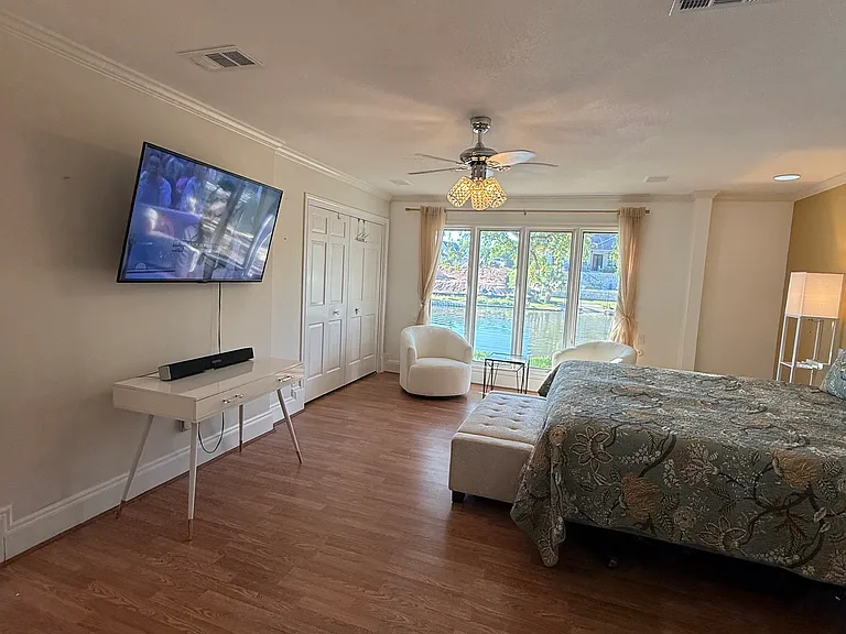 2 Lambert Ct — Photo 57