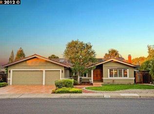 2086 Trestle Glen Rd, Walnut Creek, CA 94598