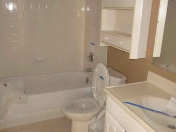 10223 E Penrith Dr, Indianapolis, IN 46229