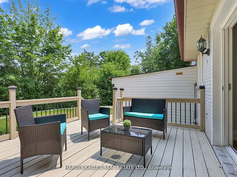16 Wedgeport Pl — Photo 29