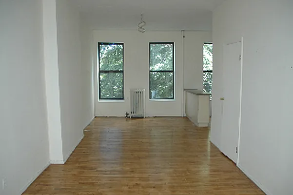 Rented by Aguayo & Huebener Brooklyn | media 42