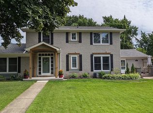 35227 Oakland Rd, Farmington, MI 48335