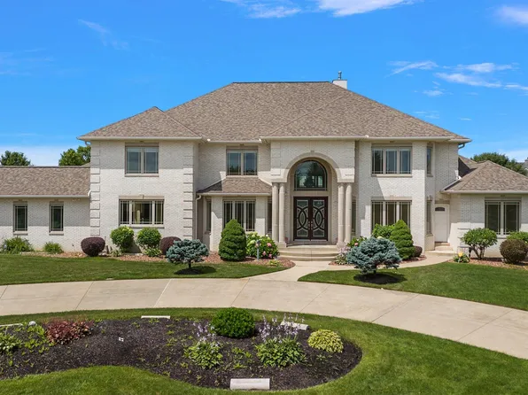 1714 Sotogrande Ct, Chesterton, IN 46304