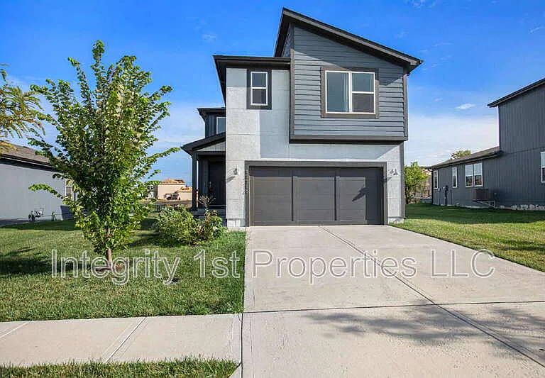 13316 W 180th St — Photo 4