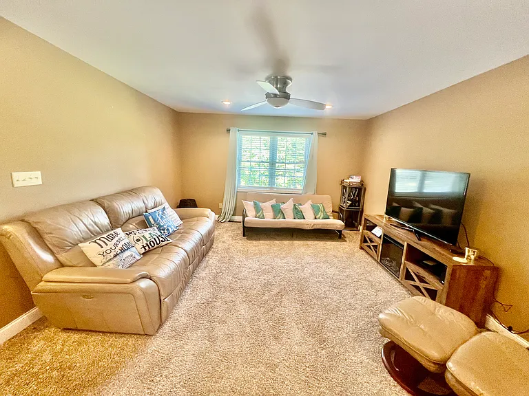 181 Laurel River Rd — Photo 5