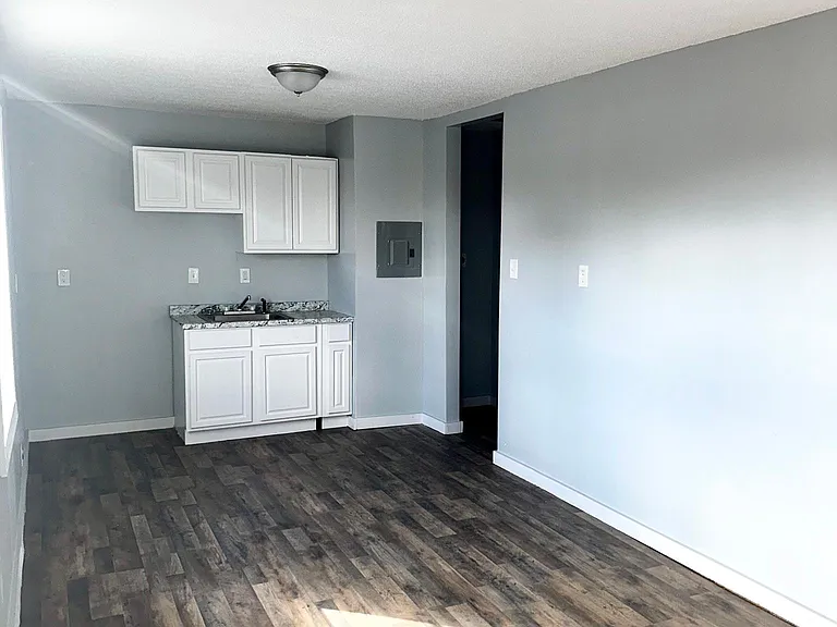 1831 Castalia St #4 — Photo 10