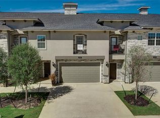 2831 Papa Bear Dr, College Station, TX 77845