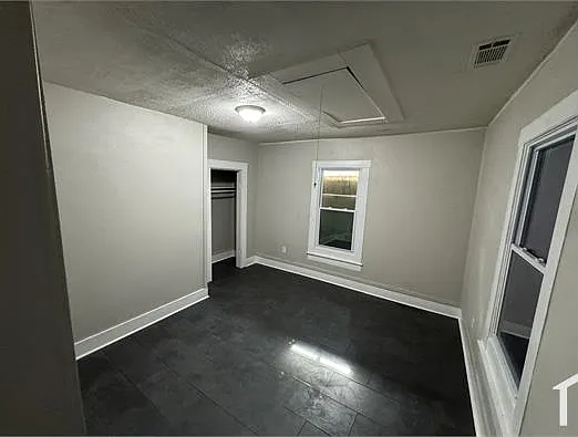 1490 Hugenot St — Photo 12