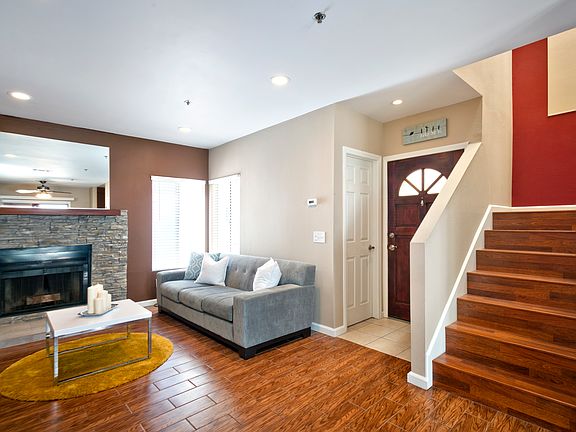 5th image of 260 Victoria St #22