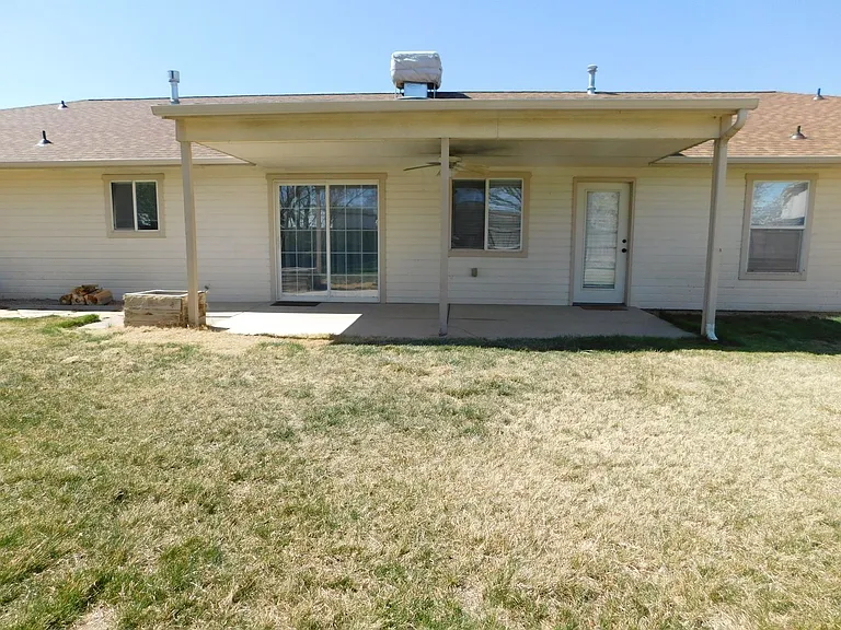 502 Garnet Dr — Photo 20