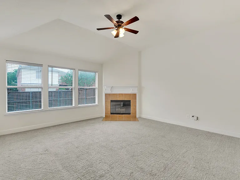 12618 Red Hawk Dr — Photo 25