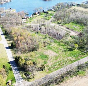 Hunters Point Dr #76, Sturgis, MI, 49091