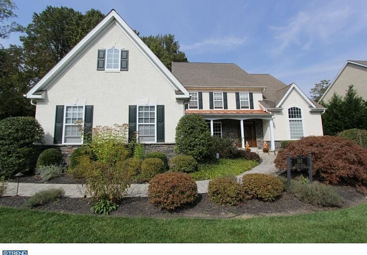 1st image of 160 Forest Dr
