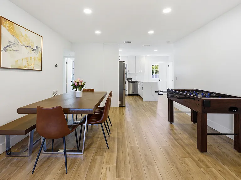 4310 W Carmen St — Photo 12