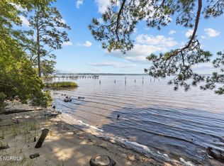362 Morse Rd, Swansboro, NC 28584
