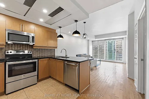 134 York St Photo 1