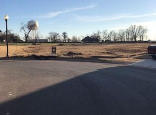 301 Clementine Rd, Yukon, OK 73099