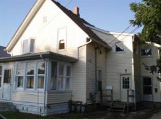 815 Chicago St APT 2, Belvidere, IL 61008