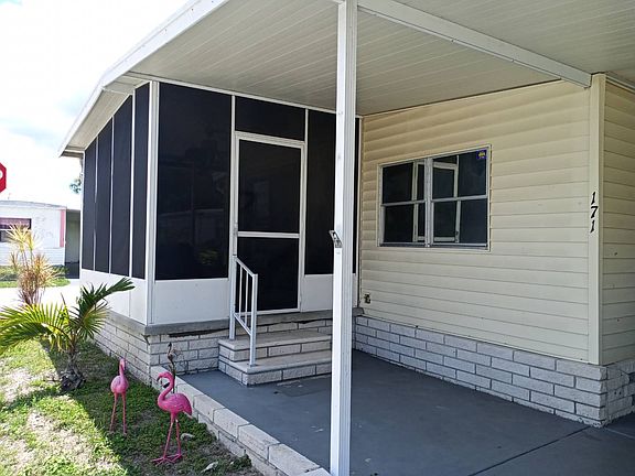 5th image of 2505 E Bay Dr Lot 171