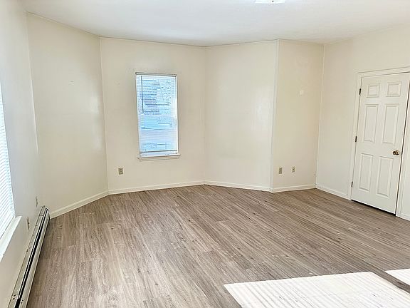 4th image of 96 Palm St #4