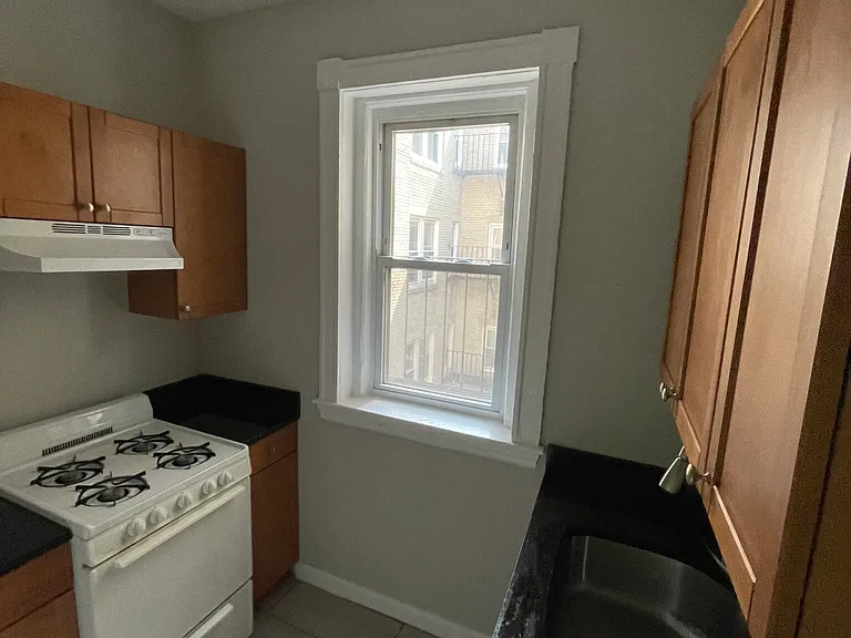 1197 Commonwealth Ave #15 — Photo 16