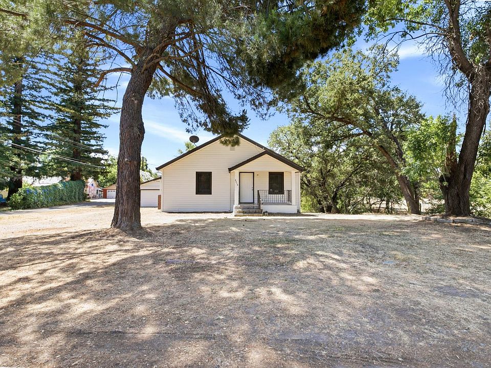 1st image of 8048 Twin Oaks Ave