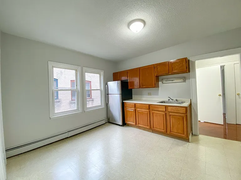 450 Barbour St — Photo 28