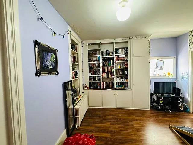 2 bed, 1.0 bath, 1158 sqft, $1,785 — Photo 2