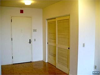 3rd image of 800 Palisade Ave APT 504
