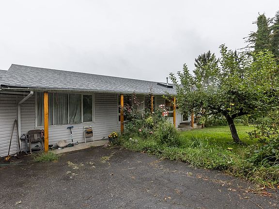 3rd image of 31211 Olund Rd
