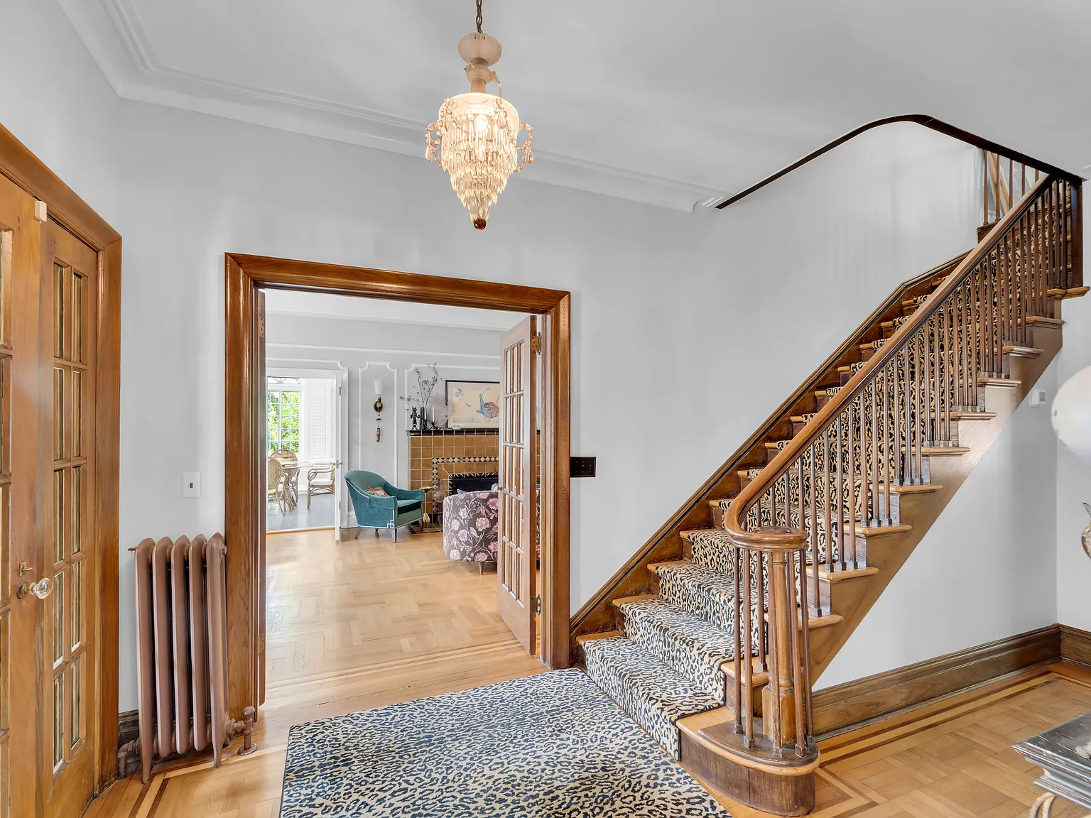4 bed, 3.5 bath, 3948 sqft, $7,250 — Photo 4