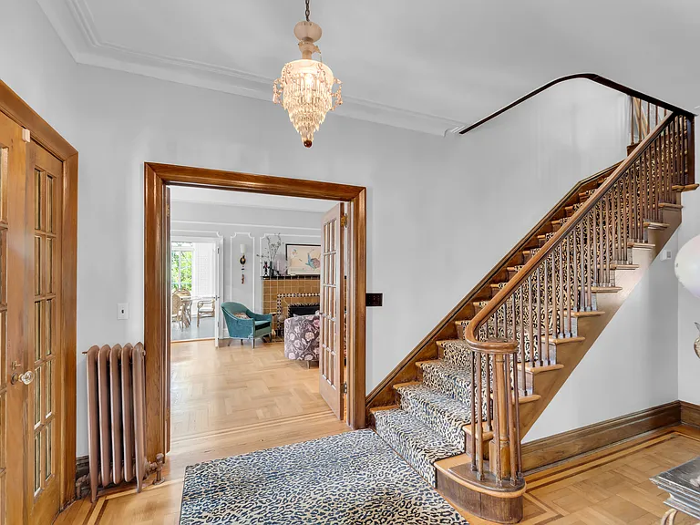 155 Paulin Blvd — Photo 4