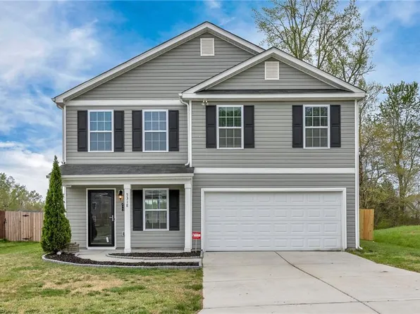 5318 Silverbrook Dr, Mc Leansville, NC 27301