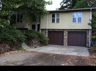 13815 Canyon Rd E #R, Puyallup, WA 98373