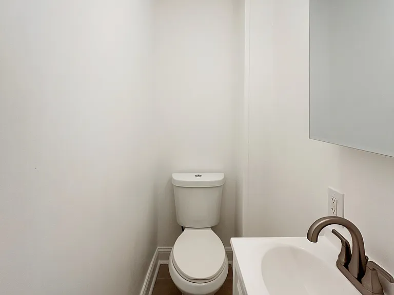 3047 Coral St — Photo 5
