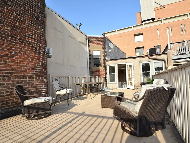 238 S 11th St #3 — Photo 9