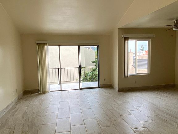 4th image of 3422 Maricopa St #213