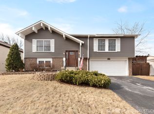 172 Tilden Ln, Bolingbrook, IL 60440