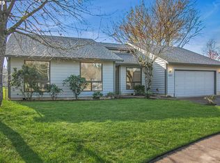 2823 SW Laura Ct, Troutdale, OR 97060