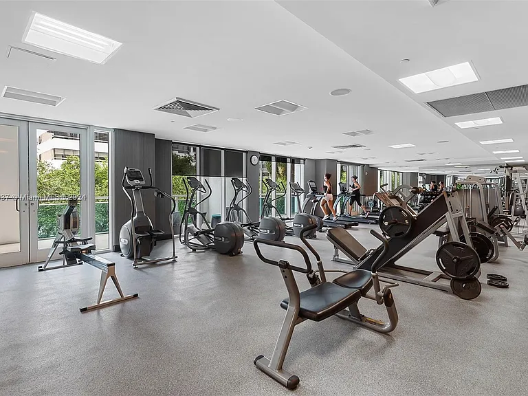 951 Brickell Ave #4211 — Photo 32
