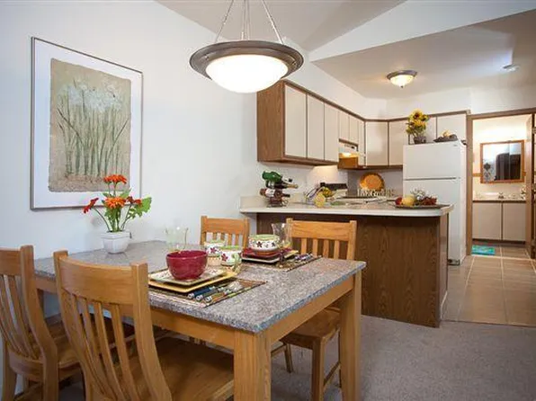 Hampton Apartments & Townhomes