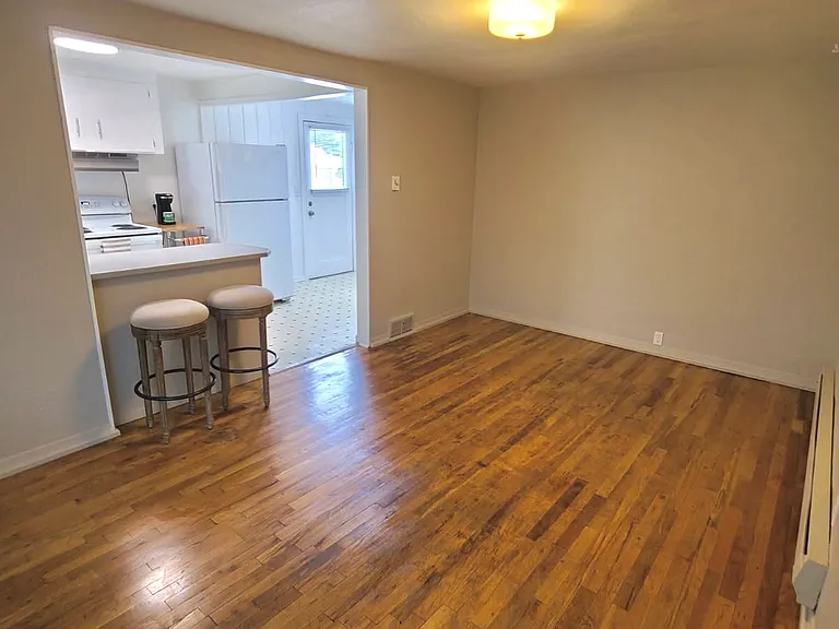 503 Tamarack Dr — Photo 12