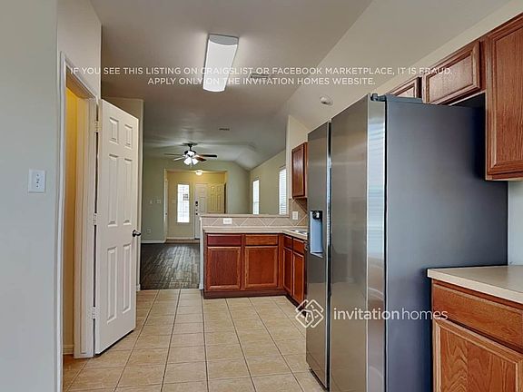 4th image of 19235 Sandelford Dr