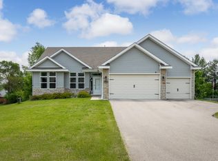 834 E Mason Dr, Edgerton, WI 53534