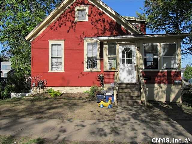 1st image of 328 Sherwood Ave